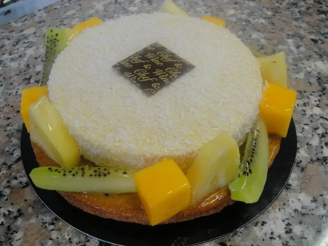 Tarte sablee breton et cremeux à la mangue et fruits exotiques