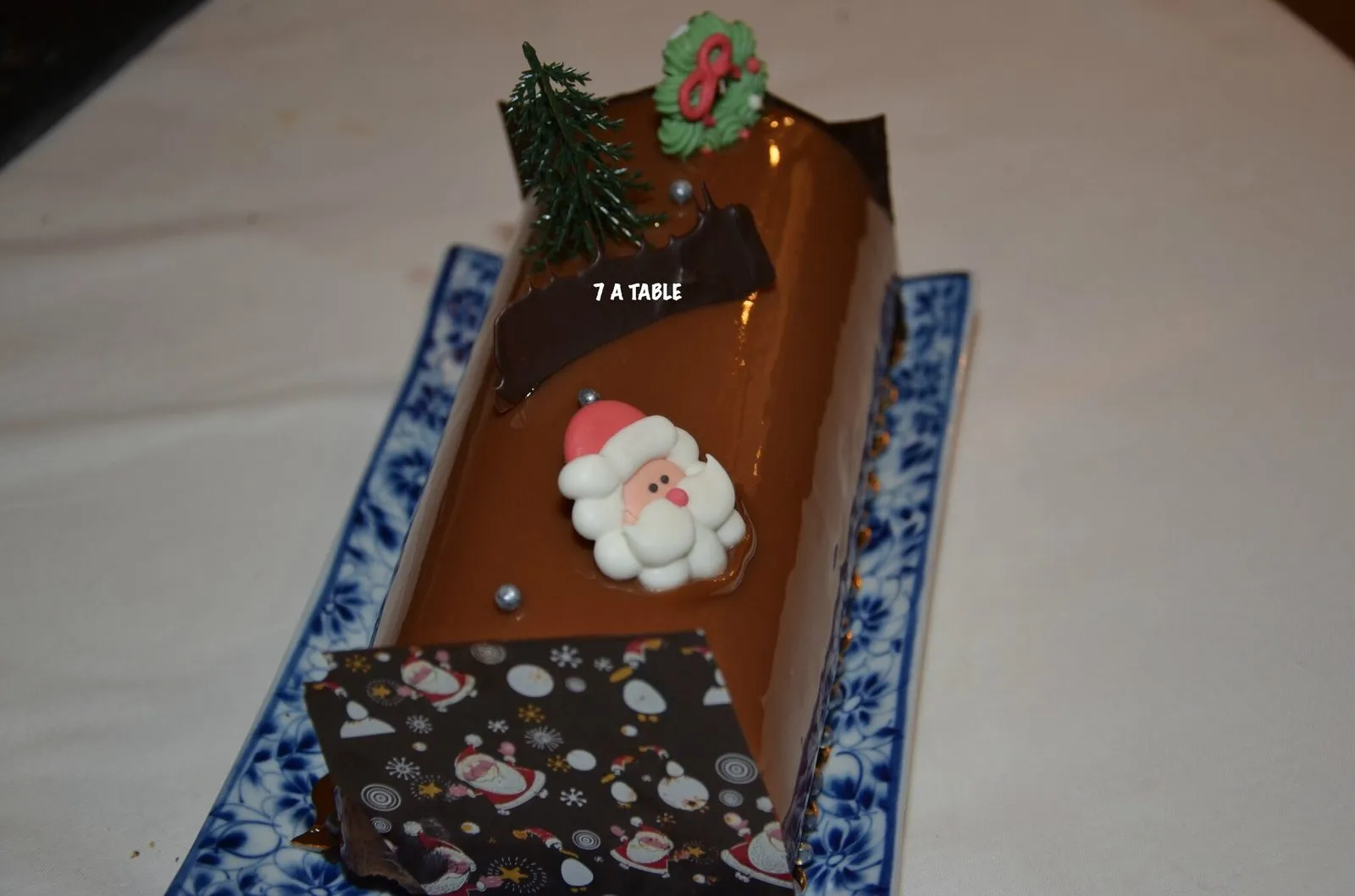 Bûche chocolat lacté - crème brûlée grand marnier