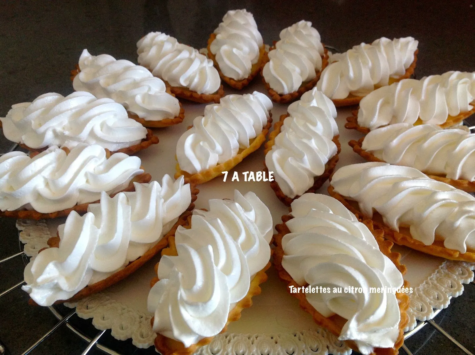Barquettes au citron meringuées