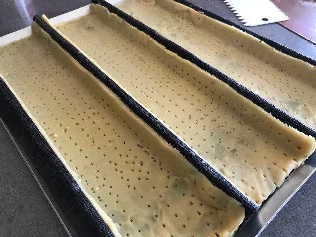 Tartes aux fraises crème diplomate pistache